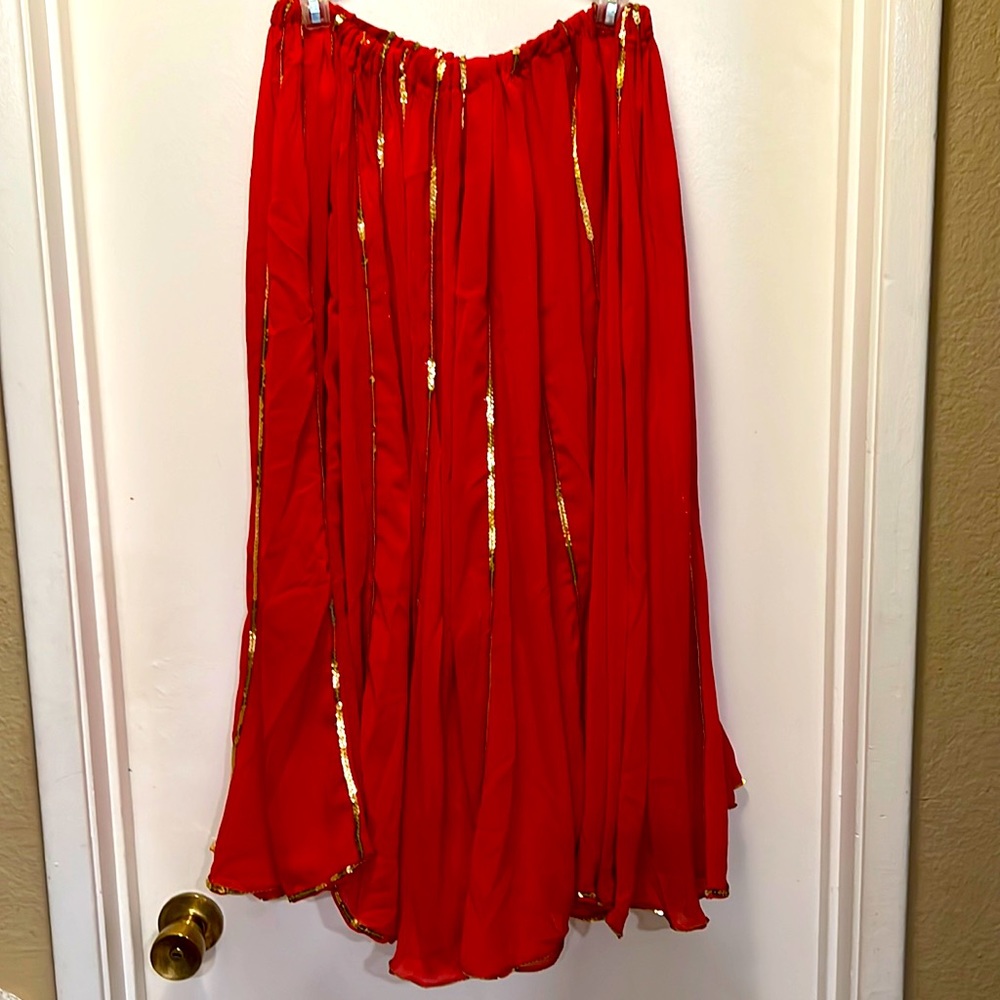 Skirt for belly dancing